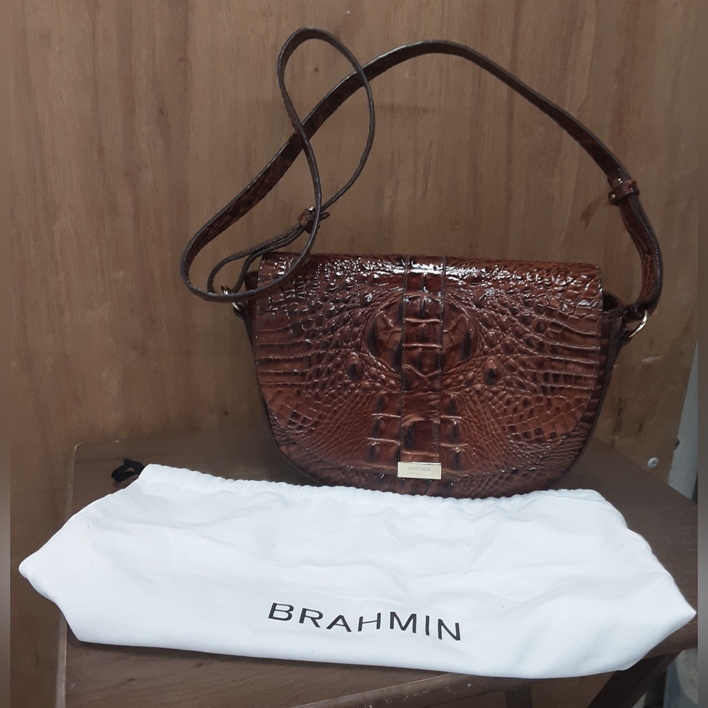 Like New!!!! Brahmin Brown Crocodile Embossed Women's Bag